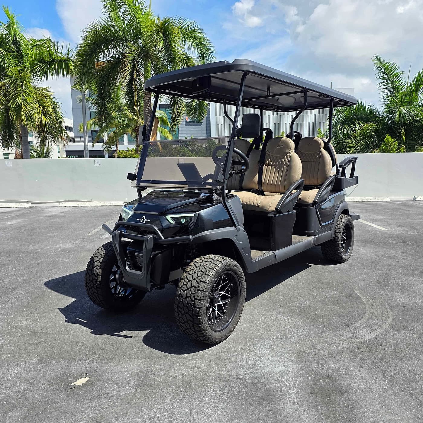 2026 Atlas 6-Passenger Lifted — Lithium — Charcoal
